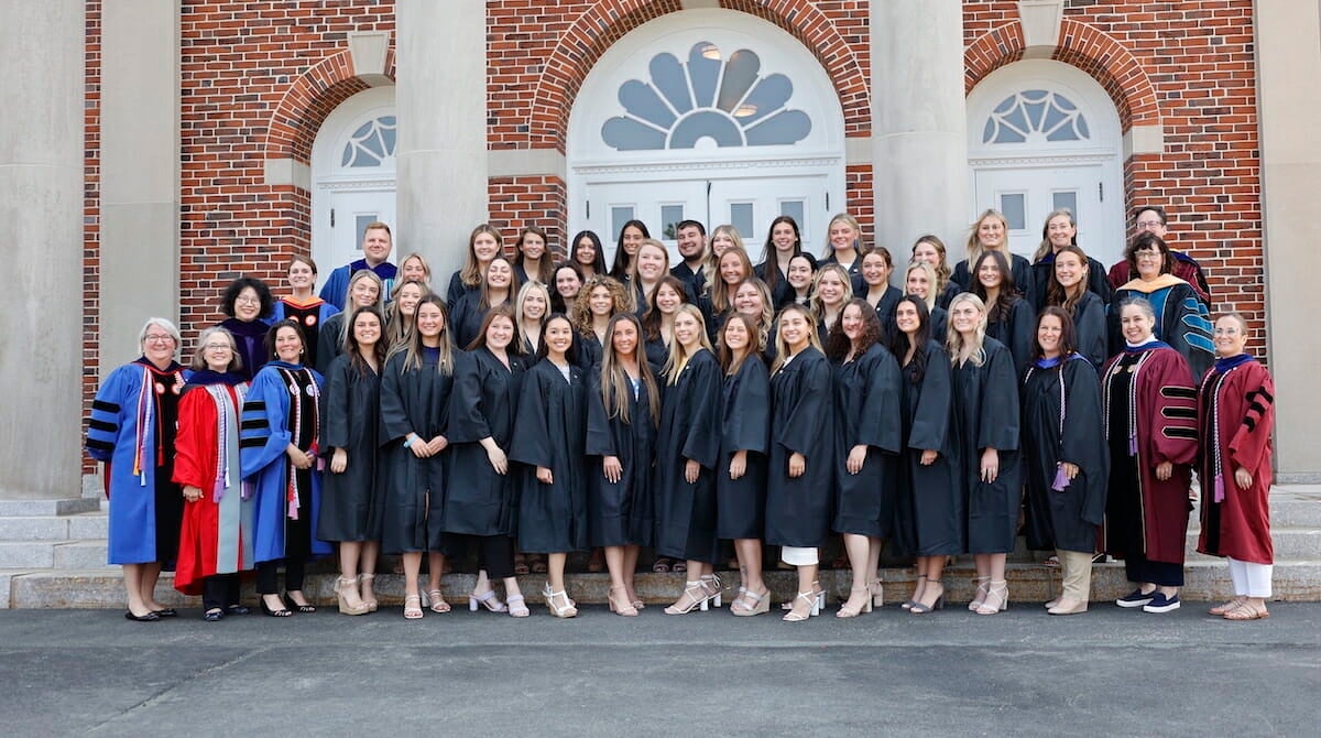 Photo of the Class of 2023 nursing students and nursing faculty.