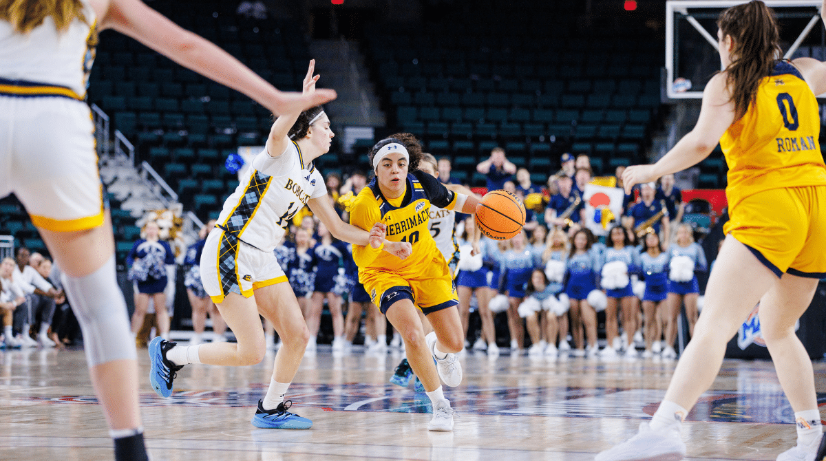 Women's Basketball preview story